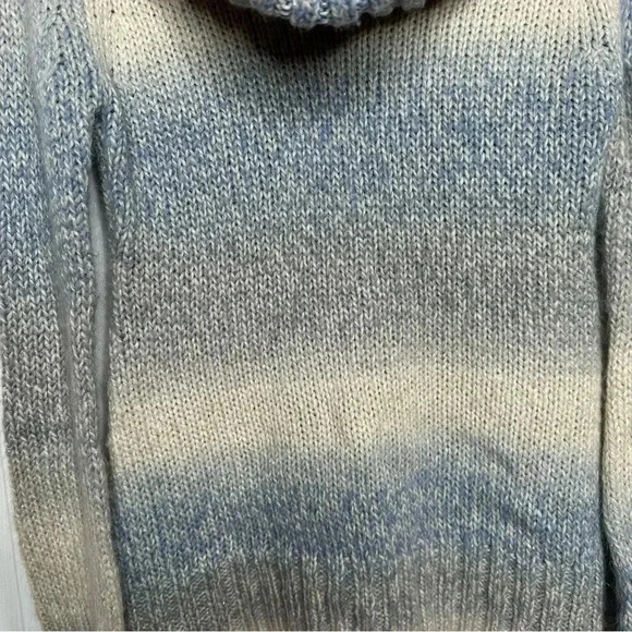 Le  Chateau Cowl Neck Cable Knit Sweater White/Blue/Grey Size Medium - Picture 7 of 16